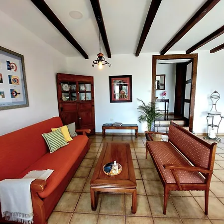 Asuncion B Country house *