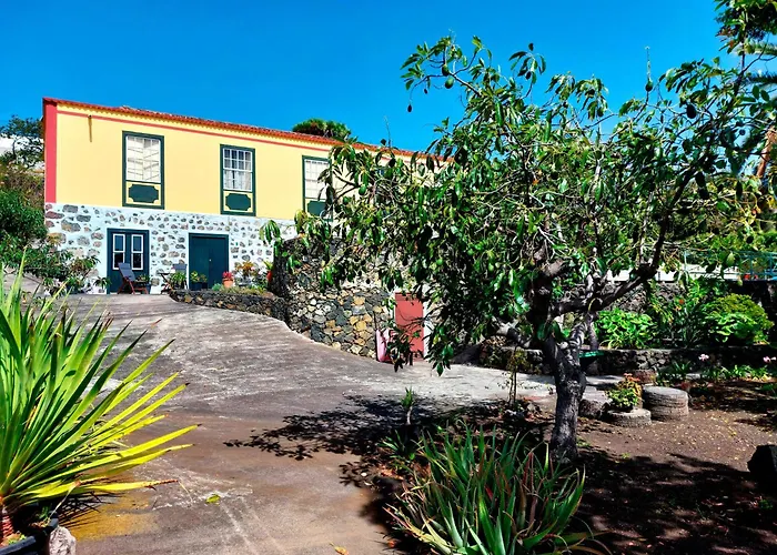 Asuncion B Kır Evi Breña Baja